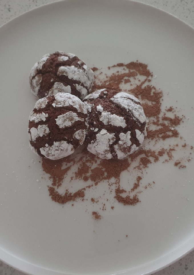 Φωτογραφία της συνταγής Chocolate Crinkle Cookies (Σοκολατένια Μπισκότα Κρακελέ)