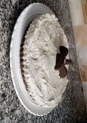 صورة لوصفة اسهل كيكة باردة ببيسكوي اوريو روعة 😍😍