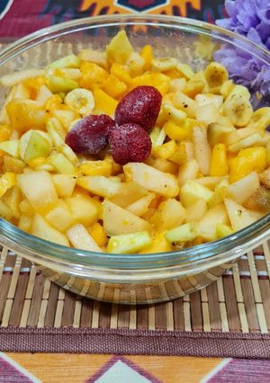 A picture of Fruit chaat.