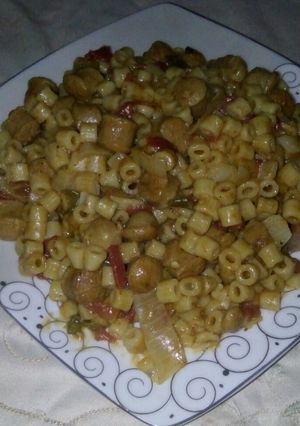صورة لوصفة مكرونة بالسجق