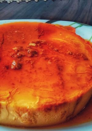 एगलेस कारमेल कस्टर्ड पुडिंग (eggless caramel custard pudding recipe in Hindi) रेसिपी मुख्य फोटो