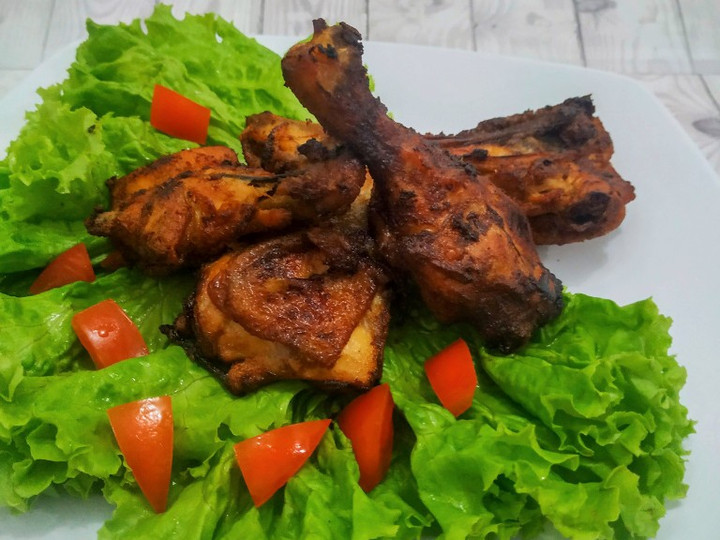 Bagaimana Menyiapkan Bacem Ayam Kari Pedas, Lezat