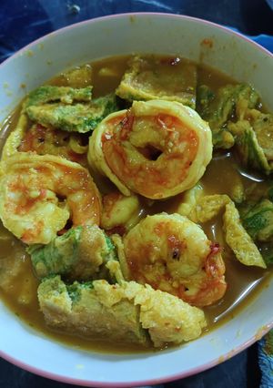 รูปของ แกงส้มกุ้งไข่ชะอม