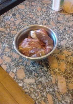 Una foto de Adobo universal para pre cocción de carnes salvajes