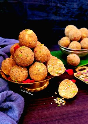 A picture of Gond ke Ladoo.
