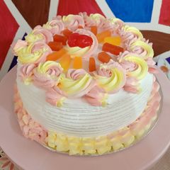 A picture of Vanilla Cake 🌸🌼🌺.