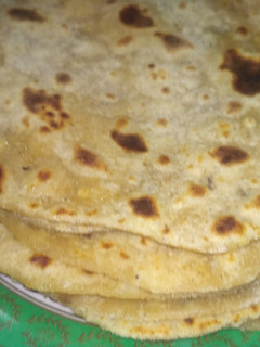 பன்னீர் சப்பாத்தி (Paneer chappathi recipe in tamil) செய்முறை முக்கிய புகைப்படம்