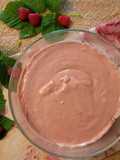 Crema pasticcera con i lamponi