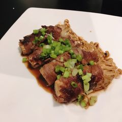 A picture of Japanese Enoki Beef Rolls.