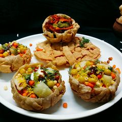 A picture of Katori chaat.