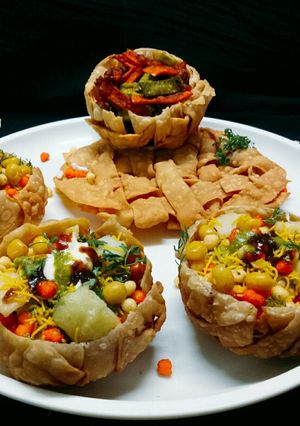 A picture of Katori chaat.