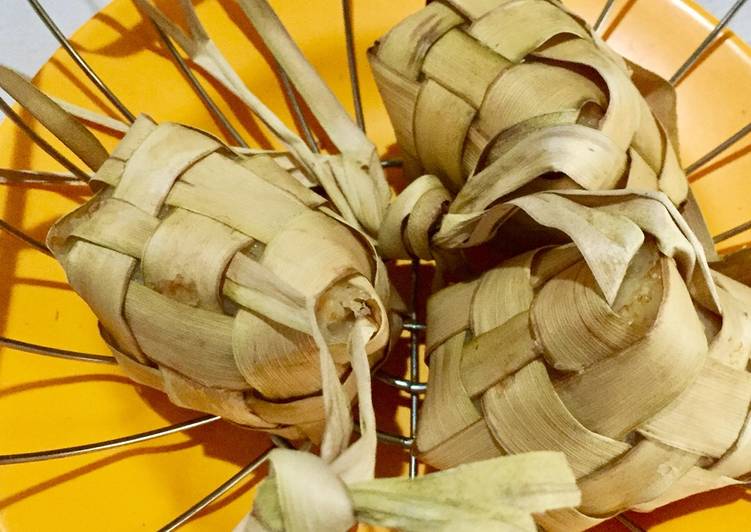 Ketupat Pressure Cooker