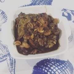 A picture of Pork Adobo w Mushrooms.