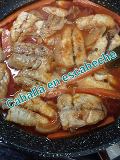 Una foto de Lomos de caballa en escabeche