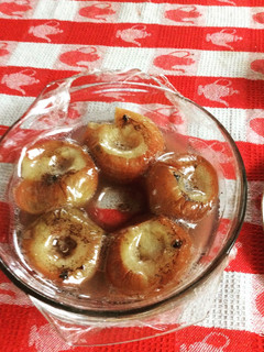 Una foto de Manzanas asadas en el microondas 🍎🍎🍎
