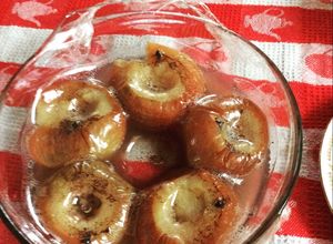 Una foto de Manzanas asadas en el microondas 🍎🍎🍎