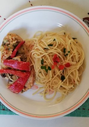 Una foto de Pechuga al horno en salsa blanca con champiñones
