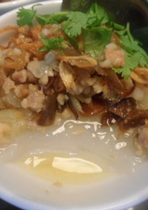 Hình của món Bánh đúc tôm thịt.