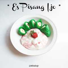 A picture of Es Pisang Ijo.