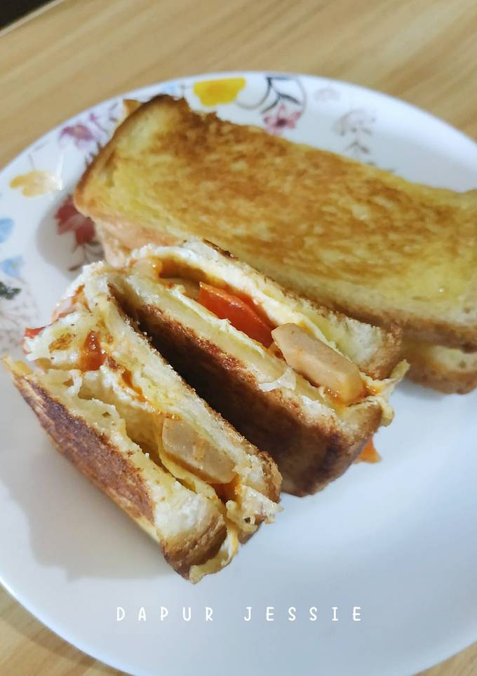 Resep Roti Telur Lipat Sarapan Praktis oleh Dapur Jessie - Cookpad