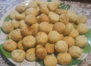 Una foto de Scones de queso y orégano