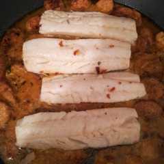 Una foto de Patatas a la importancia con bacalao
