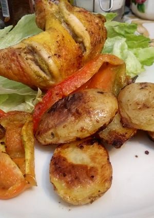Una foto de Pollo al horno con sazón de ají panca