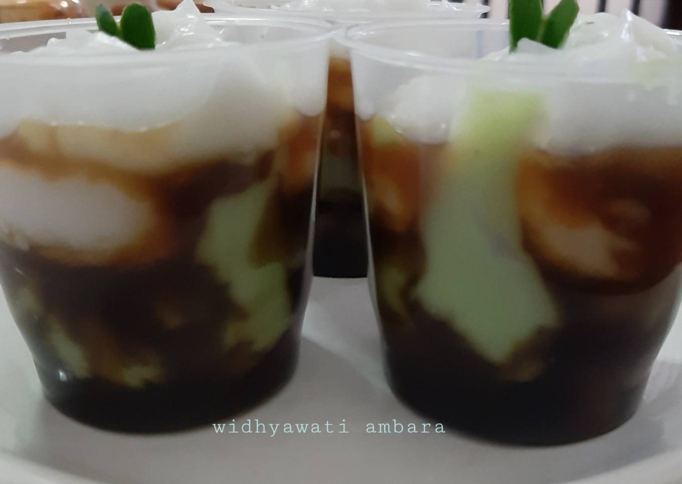Kue Jongkong (cup)