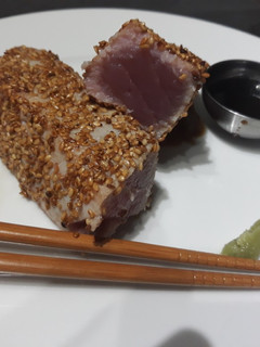 Una foto de Tataki de atún