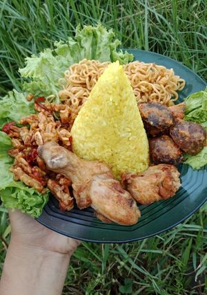 Foto resep Nasi kuning megicom