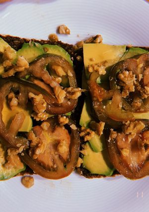 Foto principal de Tostadas de aguacate