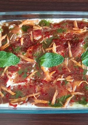 દહીં વડા (Dahi Vada Recipe In Gujarati) રેસીપી મુખ્ય ફોટો
