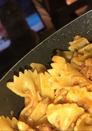 صورة لوصفة معكرونة بلحم المفروم بجدر واحد 🍝