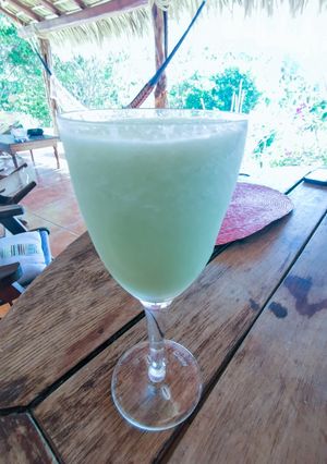 Una foto de Smoothie de melón rocío de miel 🍈