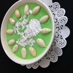 A picture of Pista Pudding.