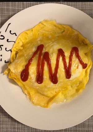 Una foto de Tortilla con arroz (Omurice)