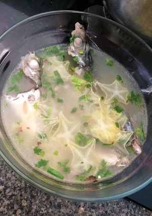 Hình của món Canh cá nấu khế.