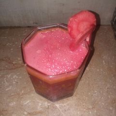 A picture of Fresh carrot juice.