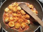 Una foto di ragú di salsiccia