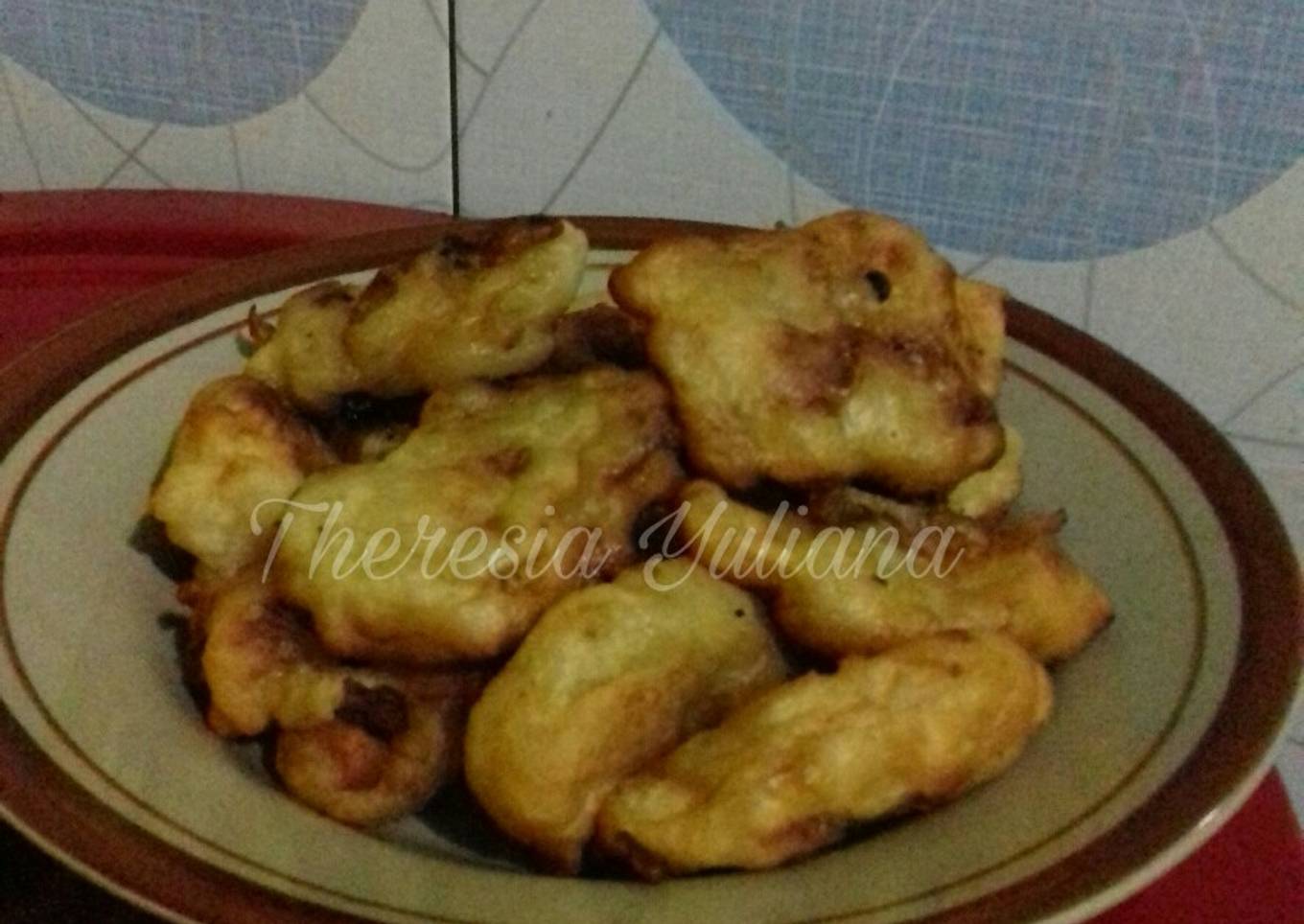 Pelir Kambing (pisang goreng khas tanah borneo)