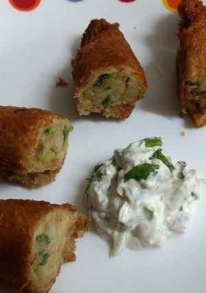 A picture of Yoghurt herb cheese dip.