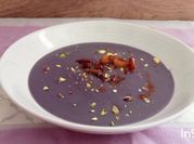 Una foto de repollo morado salteado