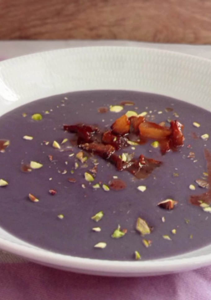 Una foto de Crema de lombarda con manzana
