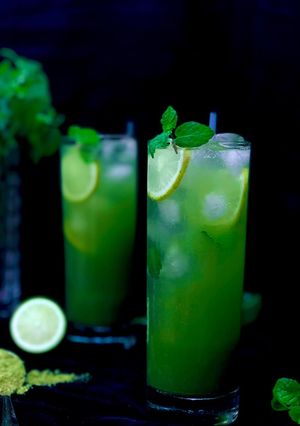 ম্যাচা মিন্ট আইস টি রেসিপির প্রধান ছবি