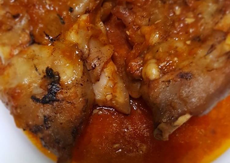 Manos de cerdo guisadas