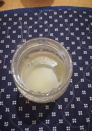 A picture of Home made glucose syrup.