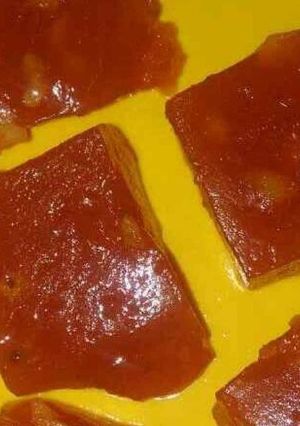 A picture of Karanchi halwa.