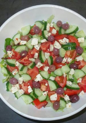 A picture of Green salad.