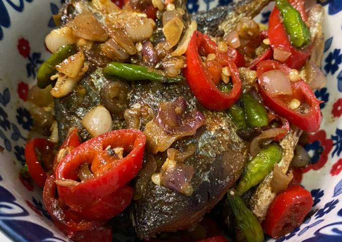 Resep Ikan Kembung Tumis Terasi Oleh Nurul Larasati Cookpad