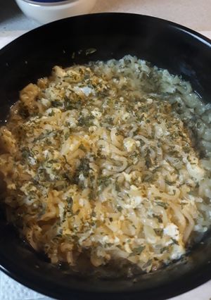 A picture of Egg and Noodles.